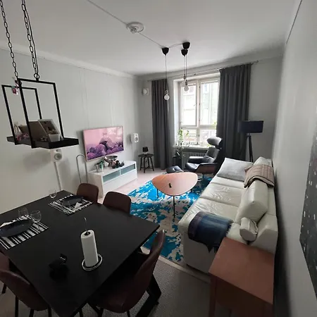 Cozy In A House Built In 1928 Apartment